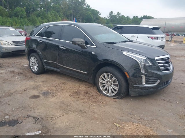 2017 CADILLAC XT5 1GYKNARS6HZ289570 Photo 0