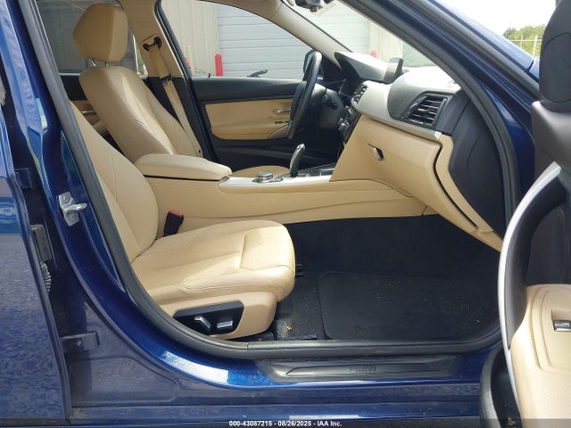 2018 BMW 320I WBA8A3C52JA494492 Photo 4