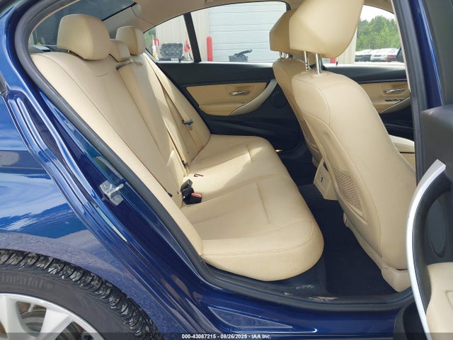 2018 BMW 320I WBA8A3C52JA494492 Photo 7