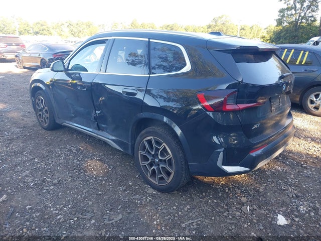 2024 BMW X1 WBX73EF06R5Y36571 Photo 2