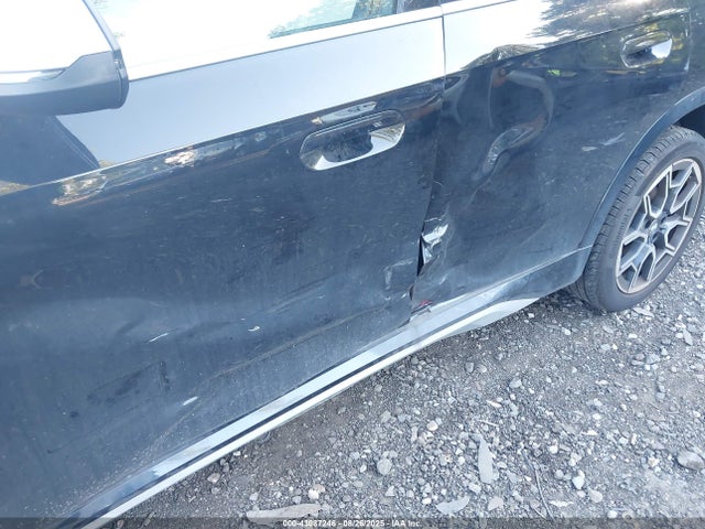 2024 BMW X1 WBX73EF06R5Y36571 Photo 5