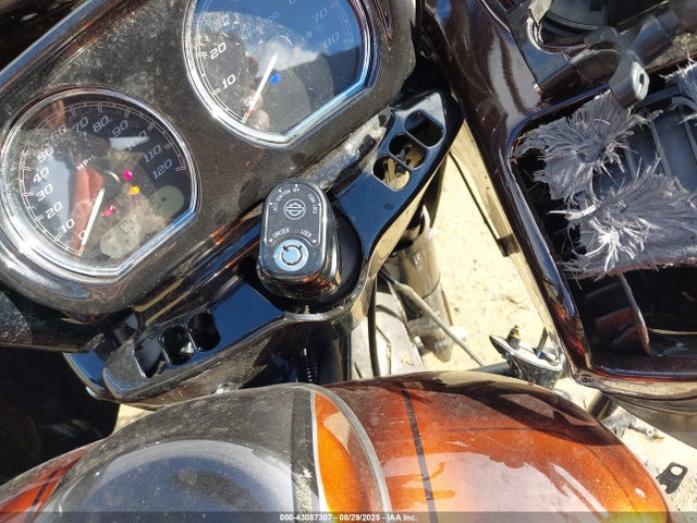 1HD1KTP15LB663666 Harley-Davidson Road Glide Special