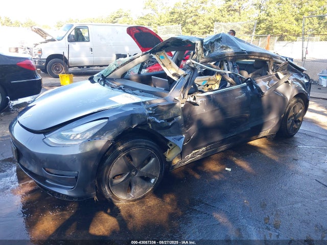 2019 TESLA MODEL 3 5YJ3E1EB2KF510370 Photo 1