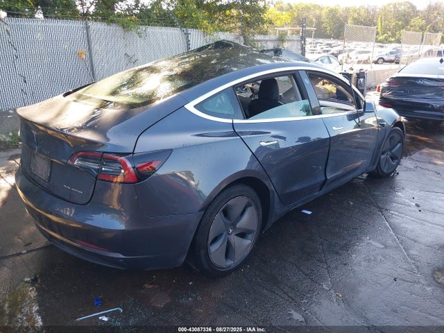 2019 TESLA MODEL 3 5YJ3E1EB2KF510370 Photo 3