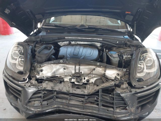 2018 PORSCHE MACAN WP1AA2A59JLB21681 Photo 9