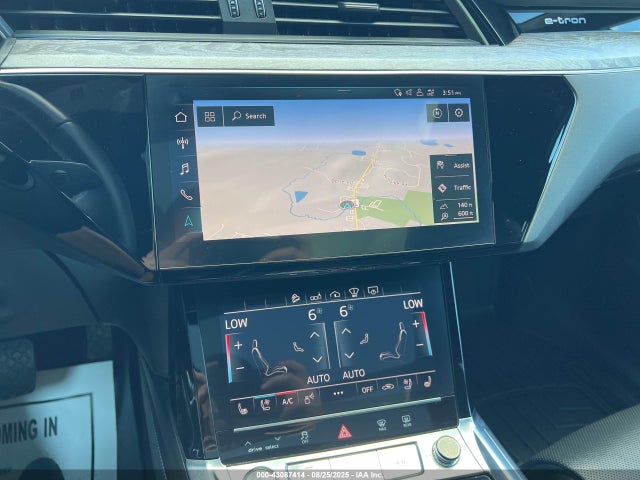 2019 AUDI E-TRON WA1VAAGEXKB008179 Photo 5