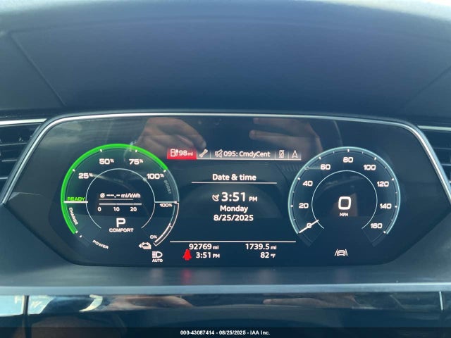 2019 AUDI E-TRON WA1VAAGEXKB008179 Photo 6