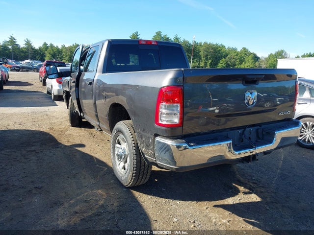 3C6UR5CJXRG158855 RAM 2500