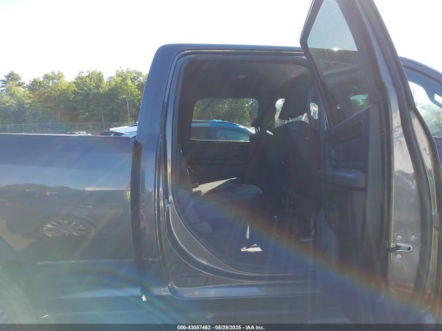 3C6UR5CJXRG158855 RAM 2500