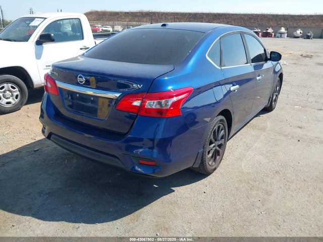Nissan Sentra 2018 3N1AB7AP0JL645032 Image 4