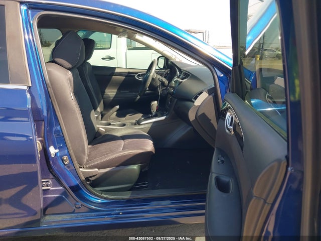 Nissan Sentra 2018 3N1AB7AP0JL645032 Image 5