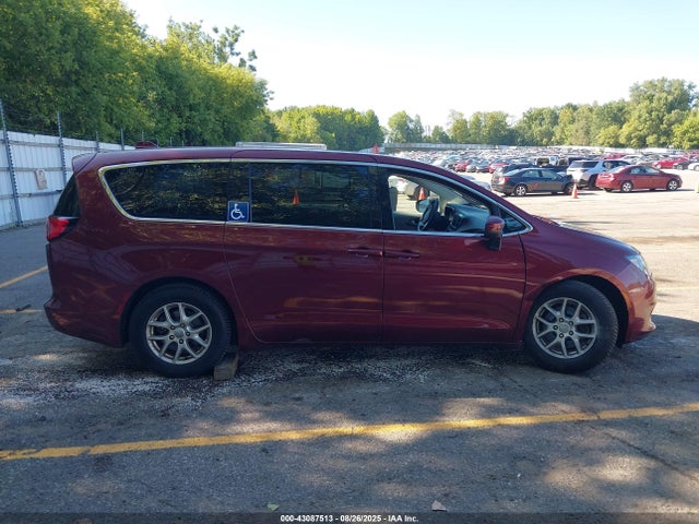 2018 Chrysler Pacifica Touring მანქანა იყიდება აუქციონზე, vin: 2C4RC1DG0JR148667, აუქციონის ნომერი: 43087513