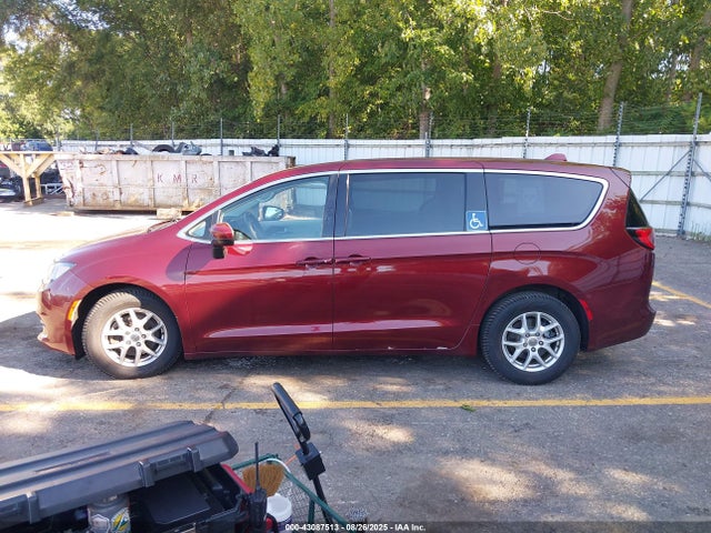 2018 Chrysler Pacifica Touring მანქანა იყიდება აუქციონზე, vin: 2C4RC1DG0JR148667, აუქციონის ნომერი: 43087513