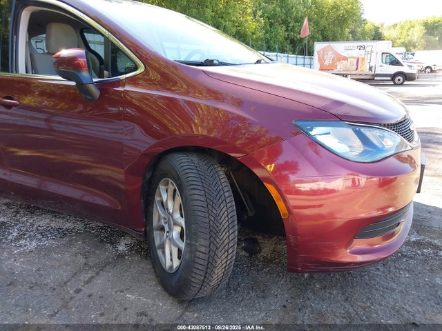2018 Chrysler Pacifica Touring მანქანა იყიდება აუქციონზე, vin: 2C4RC1DG0JR148667, აუქციონის ნომერი: 43087513