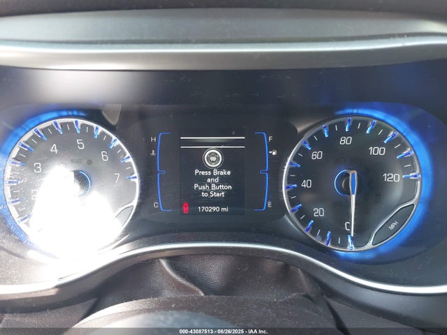 2018 Chrysler Pacifica Touring მანქანა იყიდება აუქციონზე, vin: 2C4RC1DG0JR148667, აუქციონის ნომერი: 43087513