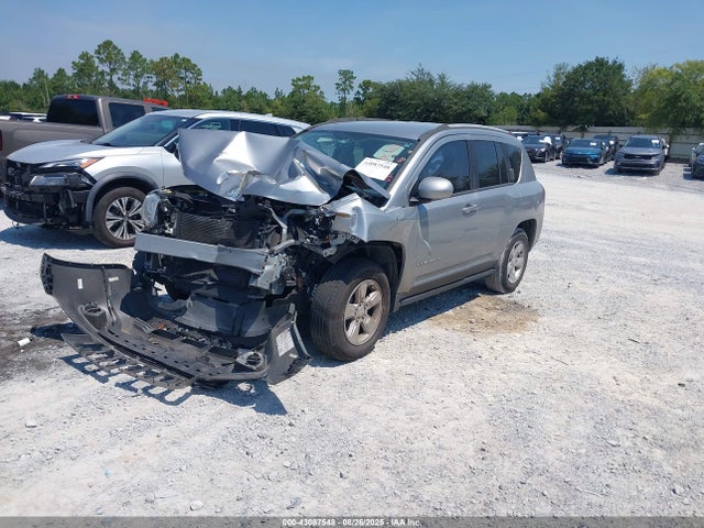 Jeep Compass 2017 1C4NJCEA5HD166802 Image 2