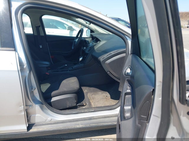 Ford 2015 2015 1FADP3F21FL207095 Image 5