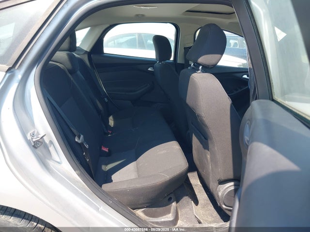 Ford 2015 2015 1FADP3F21FL207095 Image 8