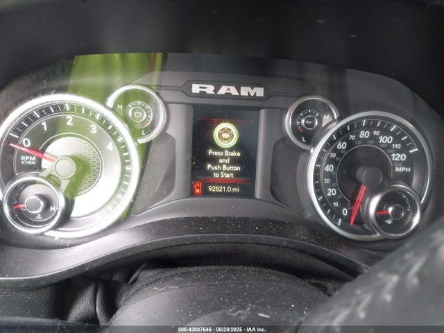 2019 Ram 1500 Big Horn/lone Star  4x4 5'7 Box მანქანა იყიდება აუქციონზე, vin: 1C6RRFFG2KN882368, აუქციონის ნომერი: 43087646
