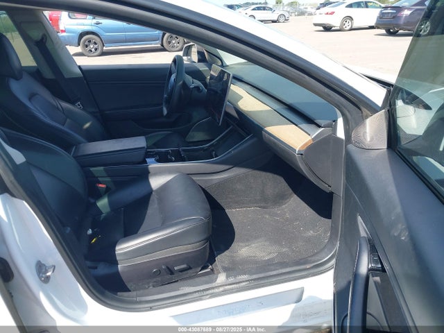 2020 TESLA MODEL 3 5YJ3E1EC4LF641391 Photo 4