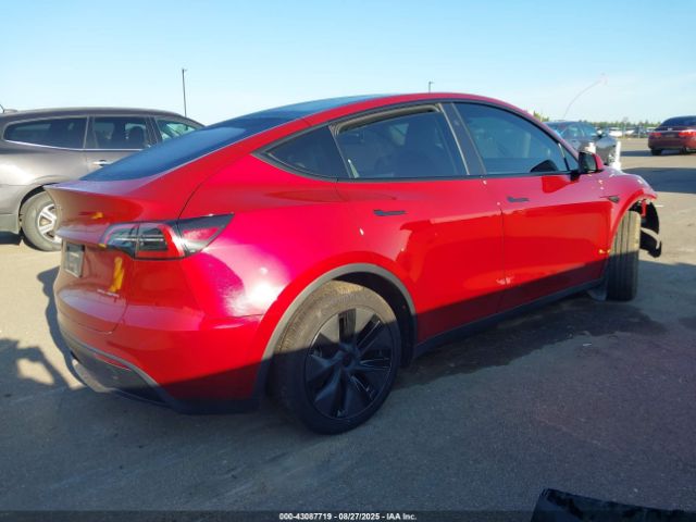 2025 TESLA MODEL Y 7SAYGDEEXSF265753 Photo 3