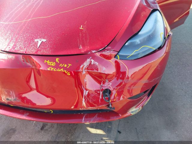 2025 TESLA MODEL Y 7SAYGDEEXSF265753 Photo 5