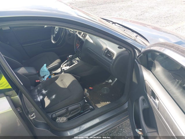 43087769 :رقم المزاد ، 3VW2K7AJ2FM243198 vin ، 2015 Volkswagen Jetta 2.0l S مزاد بيع