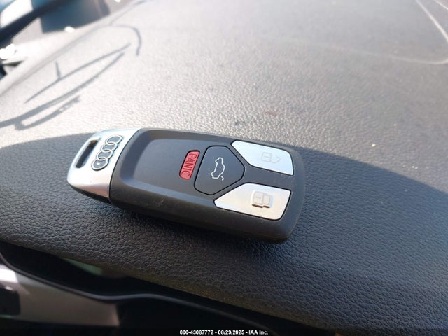 2017 AUDI A4 WAUANAF40HN011694 Photo 10