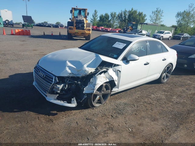 2017 AUDI A4 WAUANAF40HN011694 Photo 1