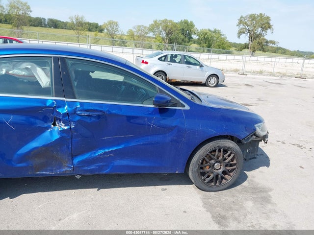 2016 Chrysler 200 Limited მანქანა იყიდება აუქციონზე, vin: 1C3CCCAB0GN148995, აუქციონის ნომერი: 43087784