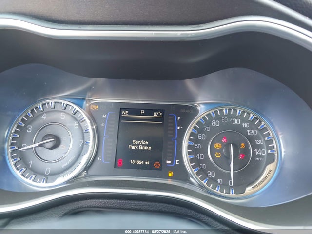 2016 Chrysler 200 Limited მანქანა იყიდება აუქციონზე, vin: 1C3CCCAB0GN148995, აუქციონის ნომერი: 43087784