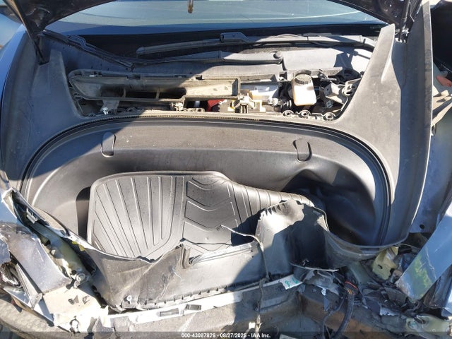 2018 TESLA MODEL 3 5YJ3E1EA6JF045646 Photo 9