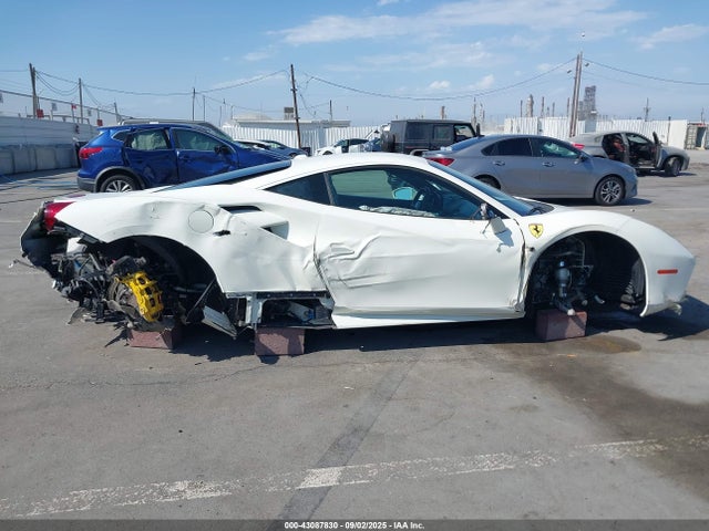 Ferrari f154cb 2018 ZFF79ALA8J0228720 Image 39