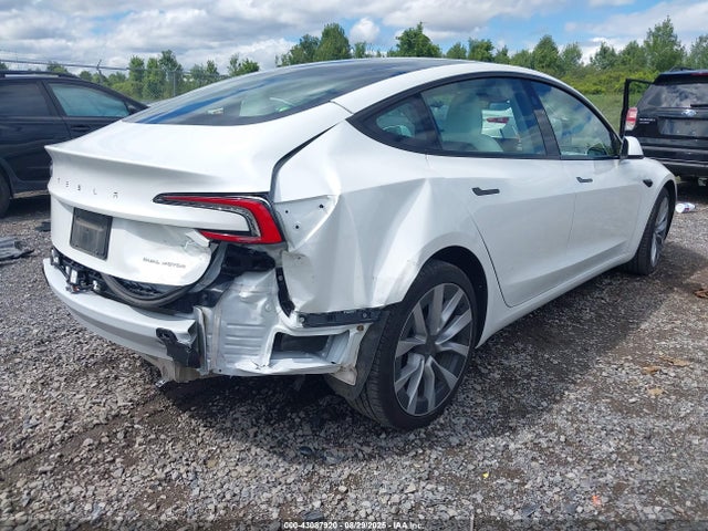 2024 TESLA MODEL 3 5YJ3E1EB2RF810761 Photo 3