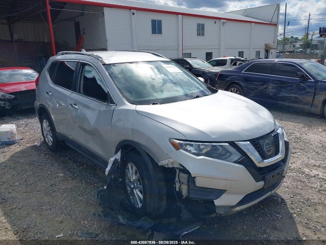5N1AT2MV3HC881974 Nissan 2017