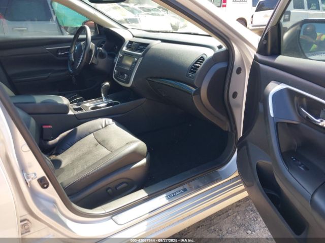 2016 NISSAN ALTIMA 1N4BL3APXGC163220 Photo 4