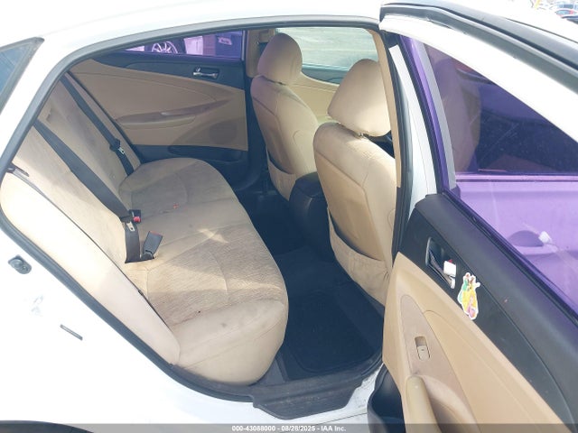 Hyundai gamma 2014 5NPEB4AC4EH916142 Image 8