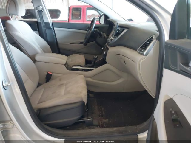 2016 HYUNDAI TUCSON KM8J3CA2XGU075588 Photo 4