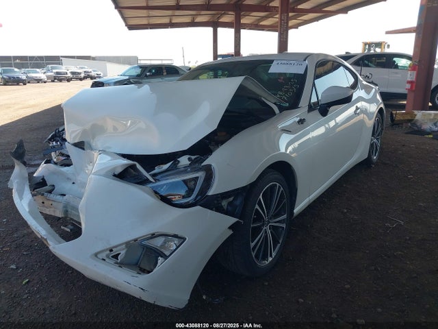 JF1ZNAA19F9710515 Scion 2000cc na