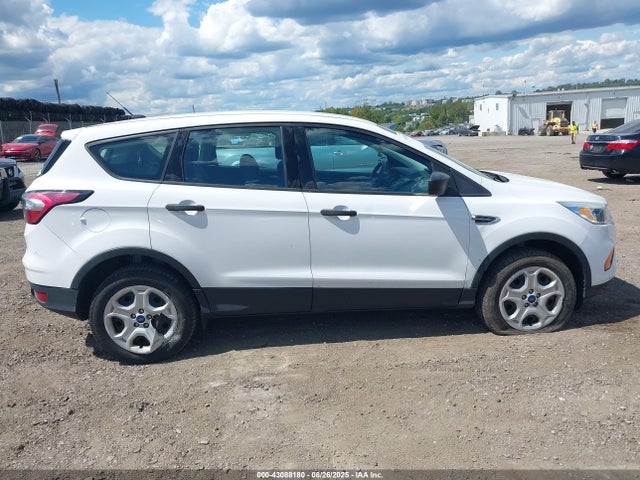 1FMCU0F71HUE25636 Ford 2.5l i-vct