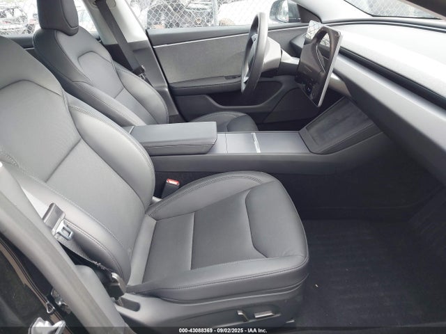 2025 TESLA MODEL 3 5YJ3E1EA5SF968895 Photo 4