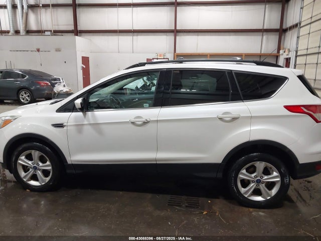 1FMCU9GX1FUB12716 Ford Escape