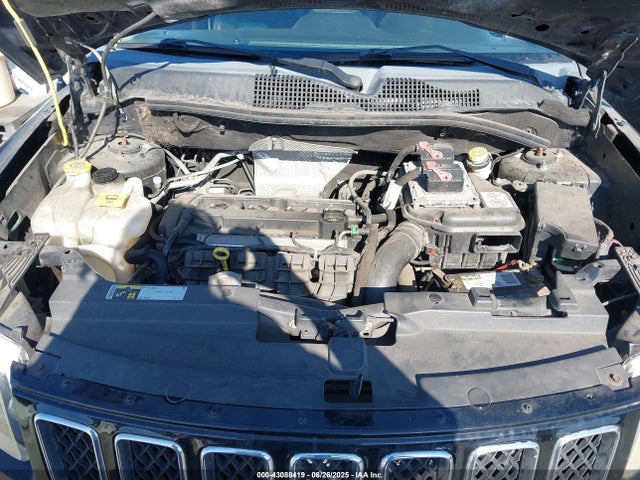1C4NJCBA1GD711235 Jeep Compass