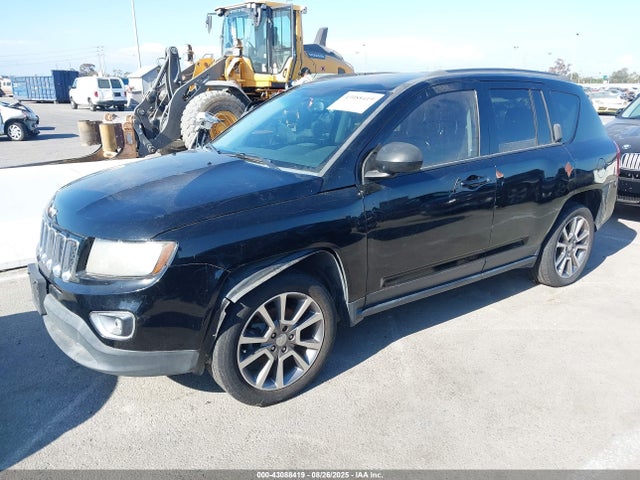 1C4NJCBA1GD711235 Jeep Compass
