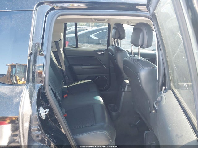 1C4NJCBA1GD711235 Jeep Compass