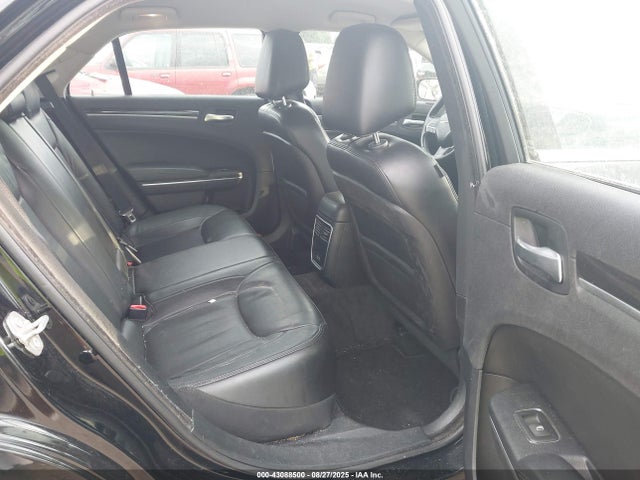 2C3CCARG5GH234350 Chrysler 300