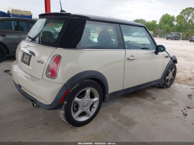 2006 MINI COOPER WMWRC335X6TK94048 Photo 3