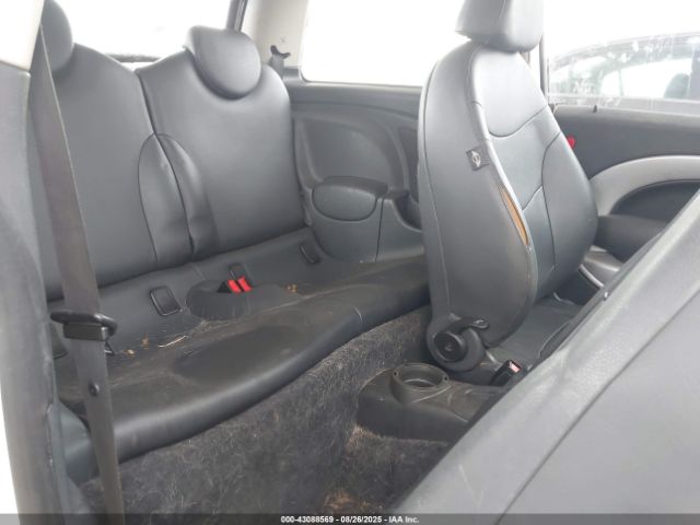 2006 MINI COOPER WMWRC335X6TK94048 Photo 7