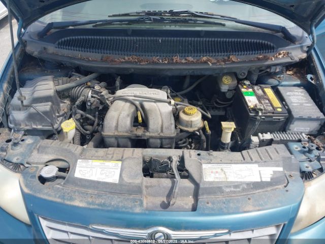 2001 CHRYSLER VOYAGER 1C4GJ25BX1B261241 Photo 9