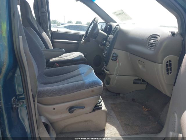2001 CHRYSLER VOYAGER 1C4GJ25BX1B261241 Photo 4
